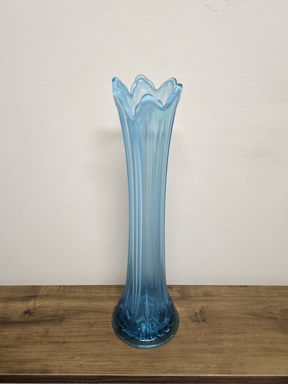 Vintage Northwood Glass Company Blue Opalescent Swung Vase